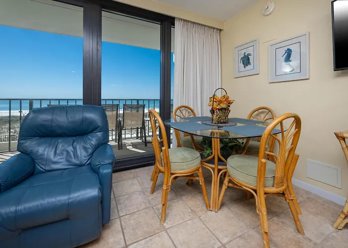 Apartment Island Winds East 206
