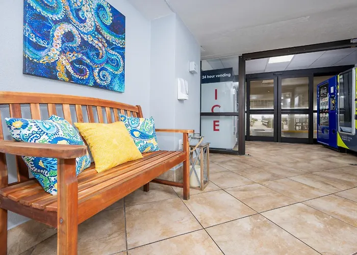 Island Winds East 206 Apartment *